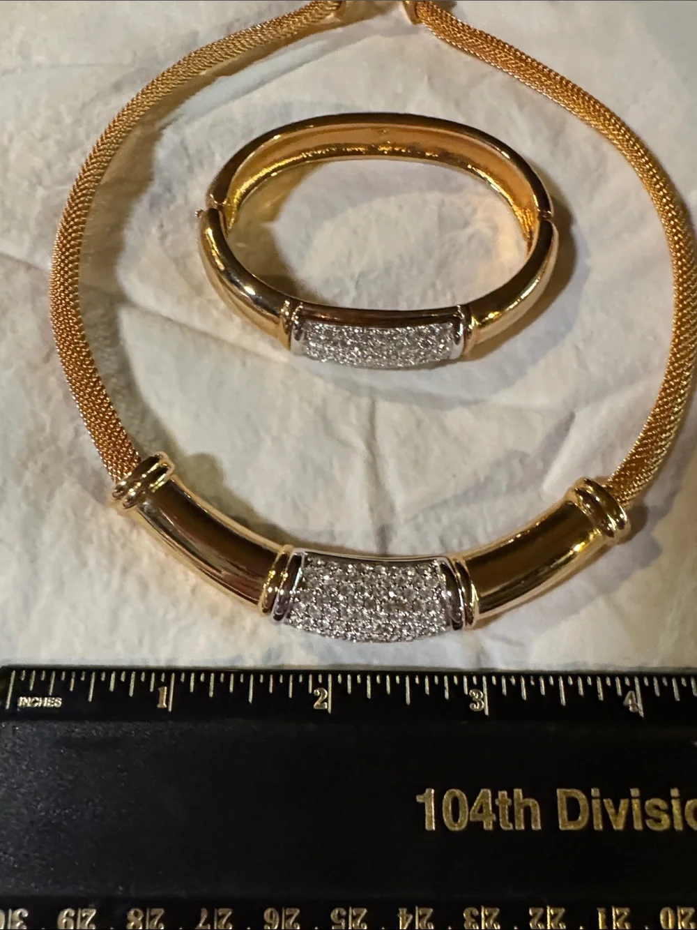 Vintage 1980’s Swarovski Gold-Tone Crystals Mesh Necklace and Bracelet Set - Picture 9 of 10